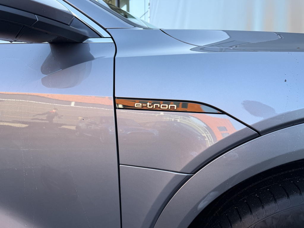 Audi e-tron (N231TD) met abonnement