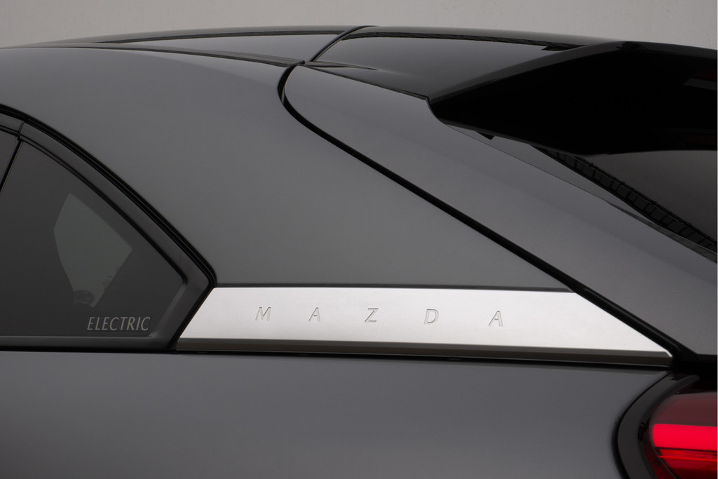 Mazda MX-30 (N887ND) met abonnement