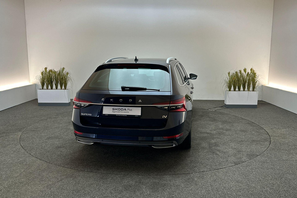 ŠKODA Superb (JLG01K) met abonnement