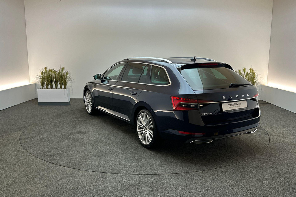 ŠKODA Superb (JLG01K) met abonnement