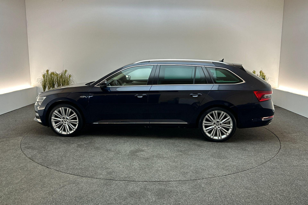 ŠKODA Superb (JLG01K) met abonnement