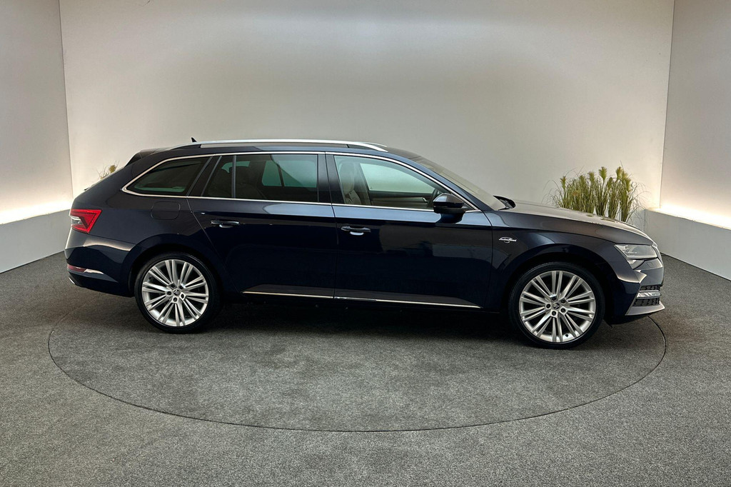 ŠKODA Superb (JLG01K) met abonnement