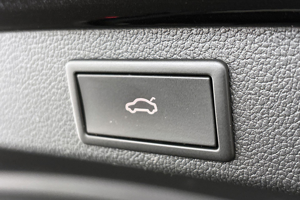 ŠKODA Superb (JZK17S) met abonnement