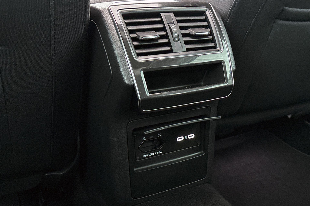 ŠKODA Superb (JZK17S) met abonnement