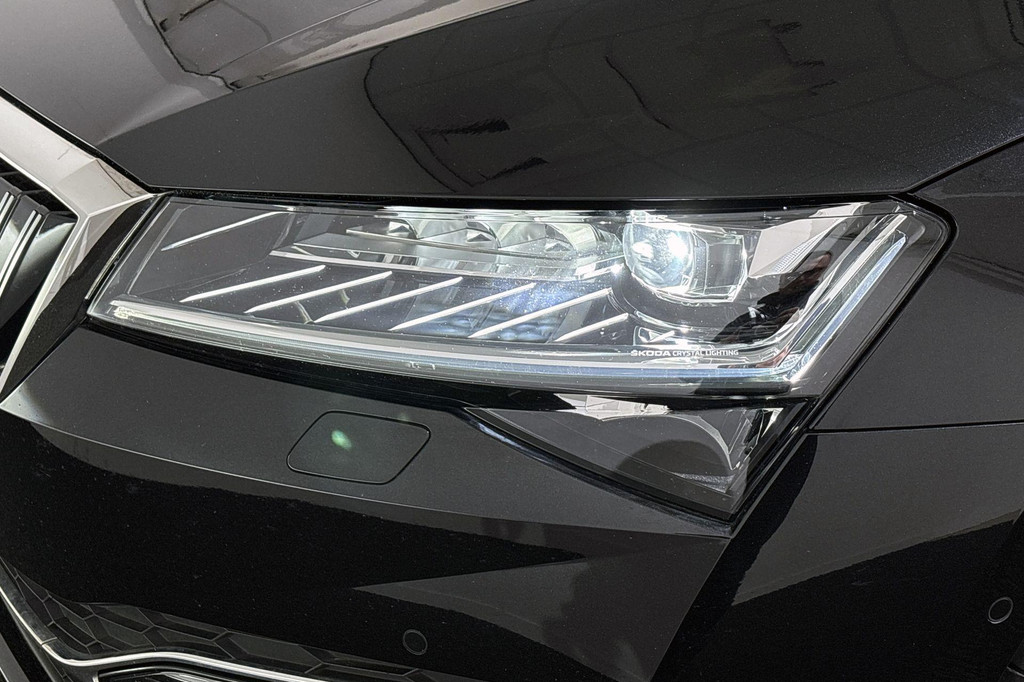 ŠKODA Superb (JZK17S) met abonnement