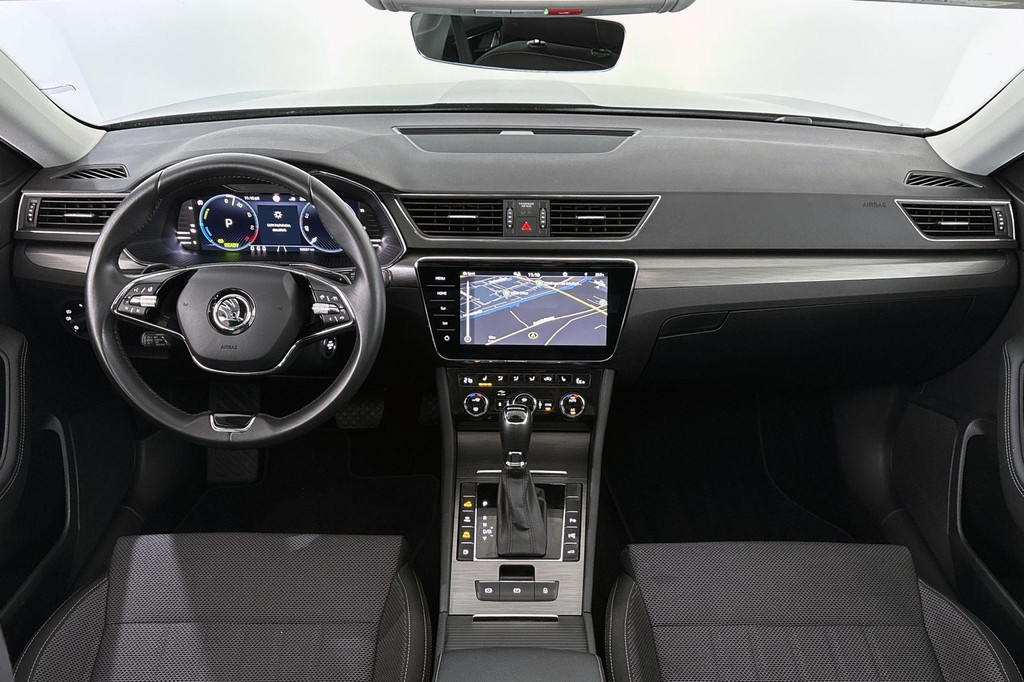 ŠKODA Superb (JZK17S) met abonnement