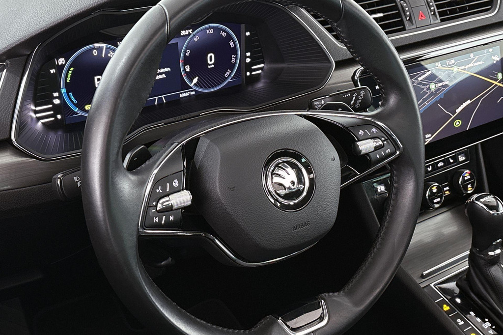 ŠKODA Superb (JZK17S) met abonnement