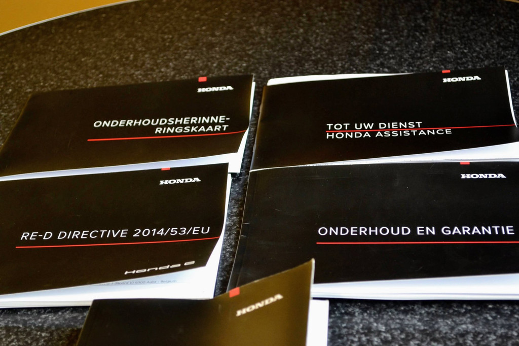 Honda e (J725FB) met abonnement