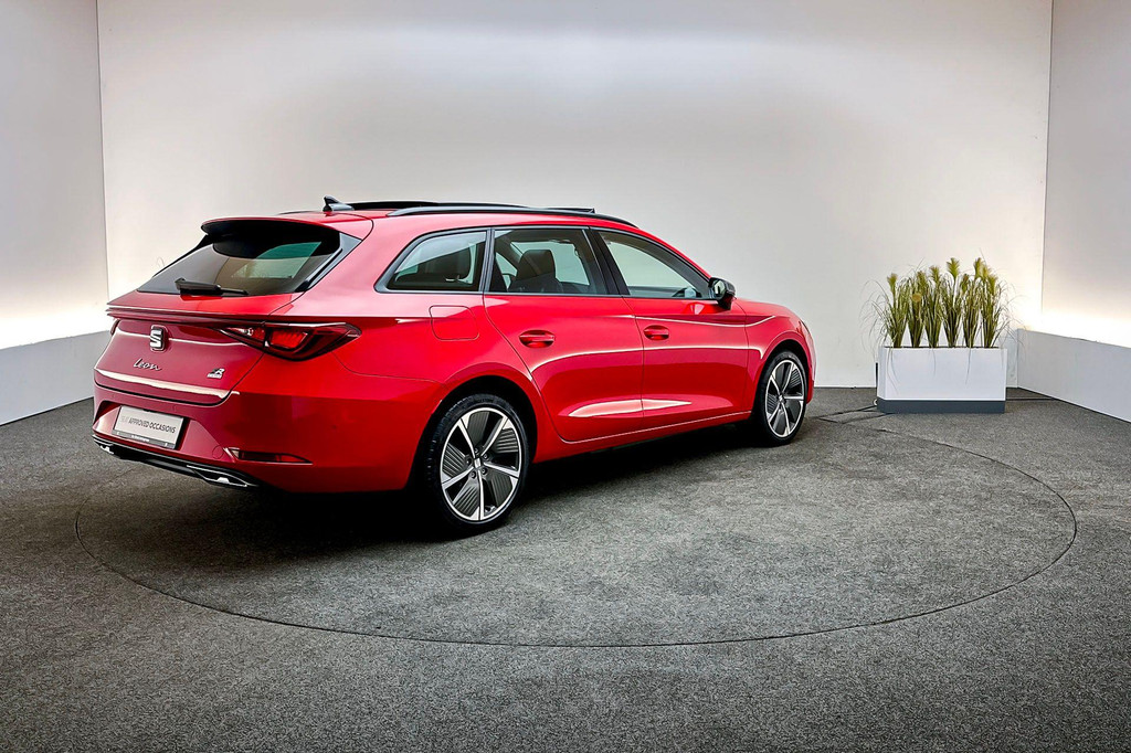 Seat Leon Sportstourer (JXZ55K) met abonnement