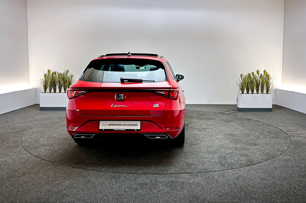 Seat Leon Sportstourer (JXZ55K) met abonnement