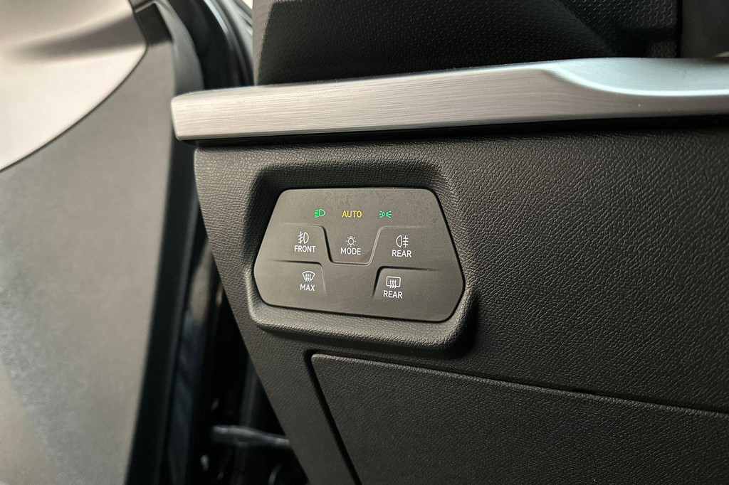 Seat Leon Sportstourer (JXZ31K) met abonnement