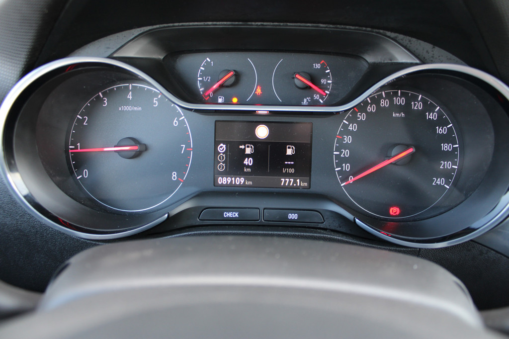 Opel Crossland X (J294BH) met abonnement