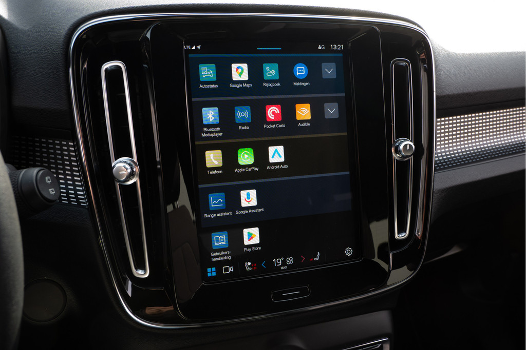 Volvo XC40 (N755SR) met abonnement