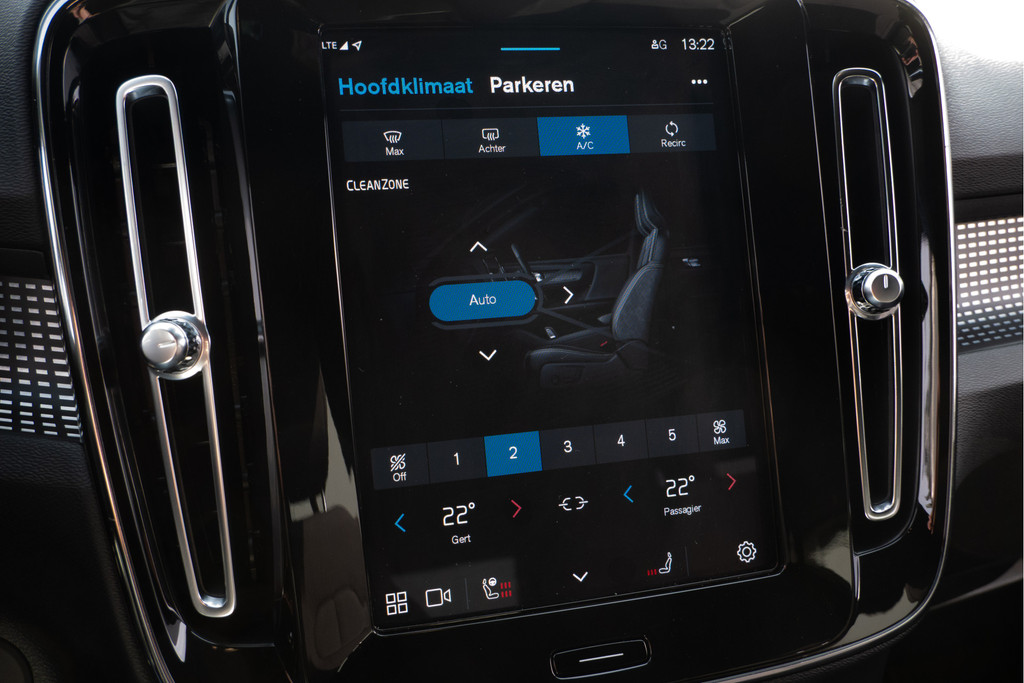 Volvo XC40 (N755SR) met abonnement