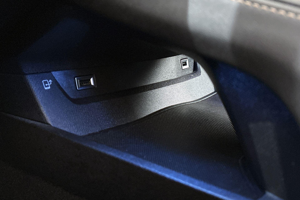 Peugeot 508 (JZK98H) met abonnement