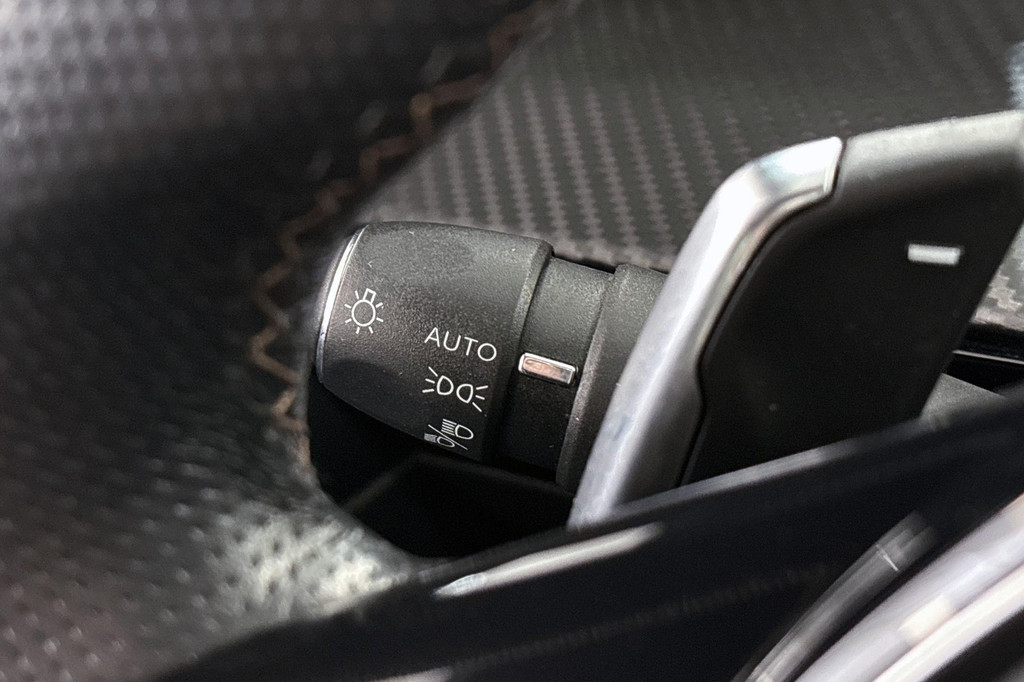 Peugeot 508 (JZK96D) met abonnement