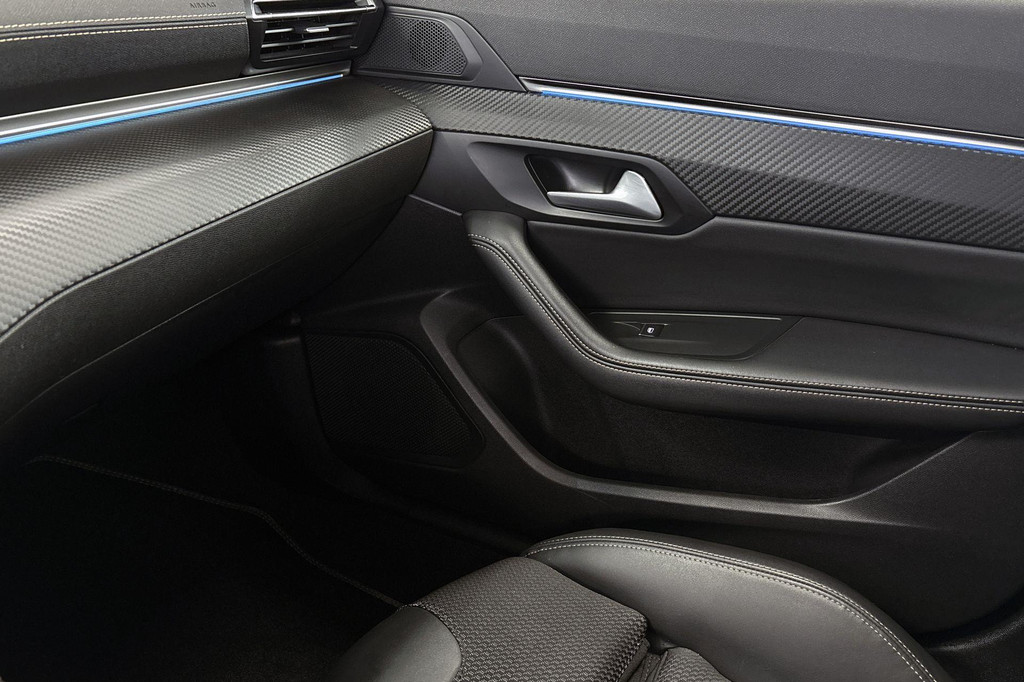 Peugeot 508 (JZK96D) met abonnement