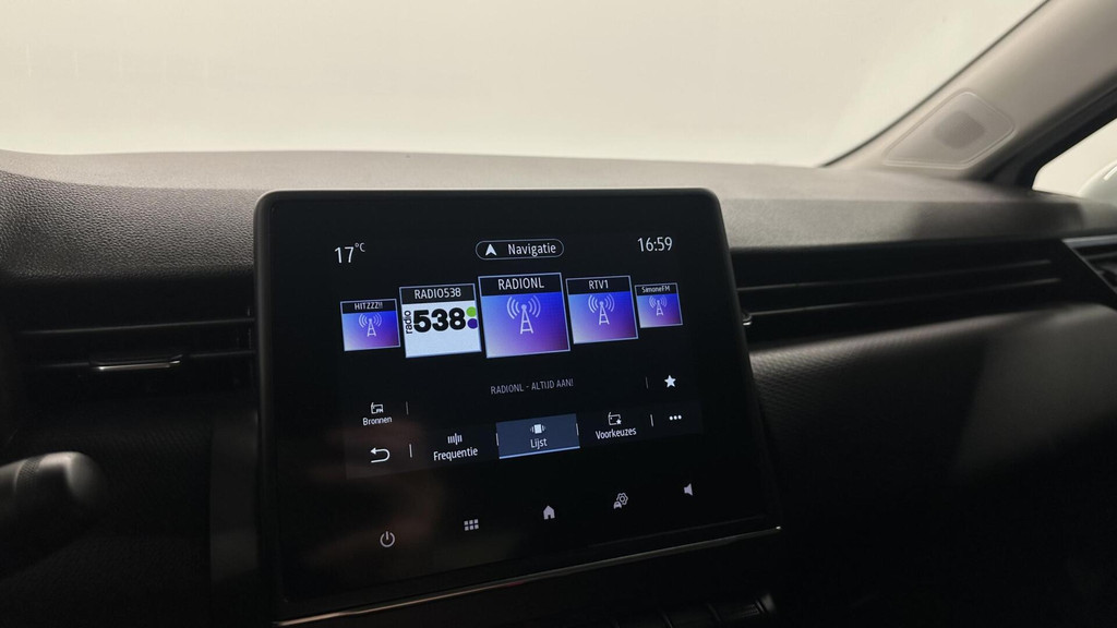 Renault Clio (N752VF) met abonnement