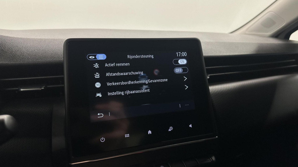 Renault Clio (N752VF) met abonnement