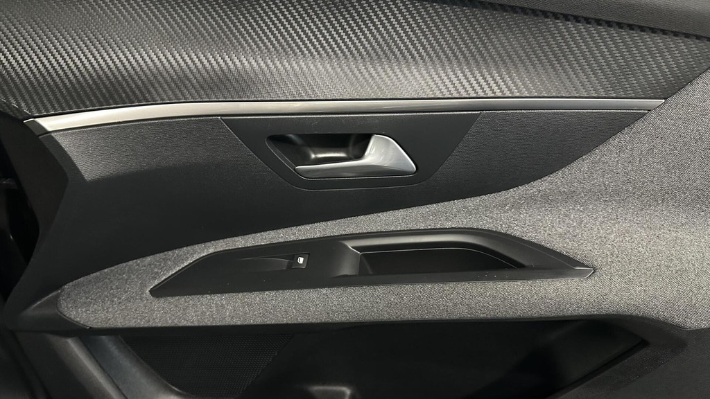 Peugeot 3008 (J188SR) met abonnement