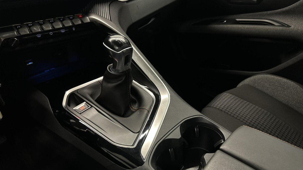 Peugeot 3008 (J188SR) met abonnement