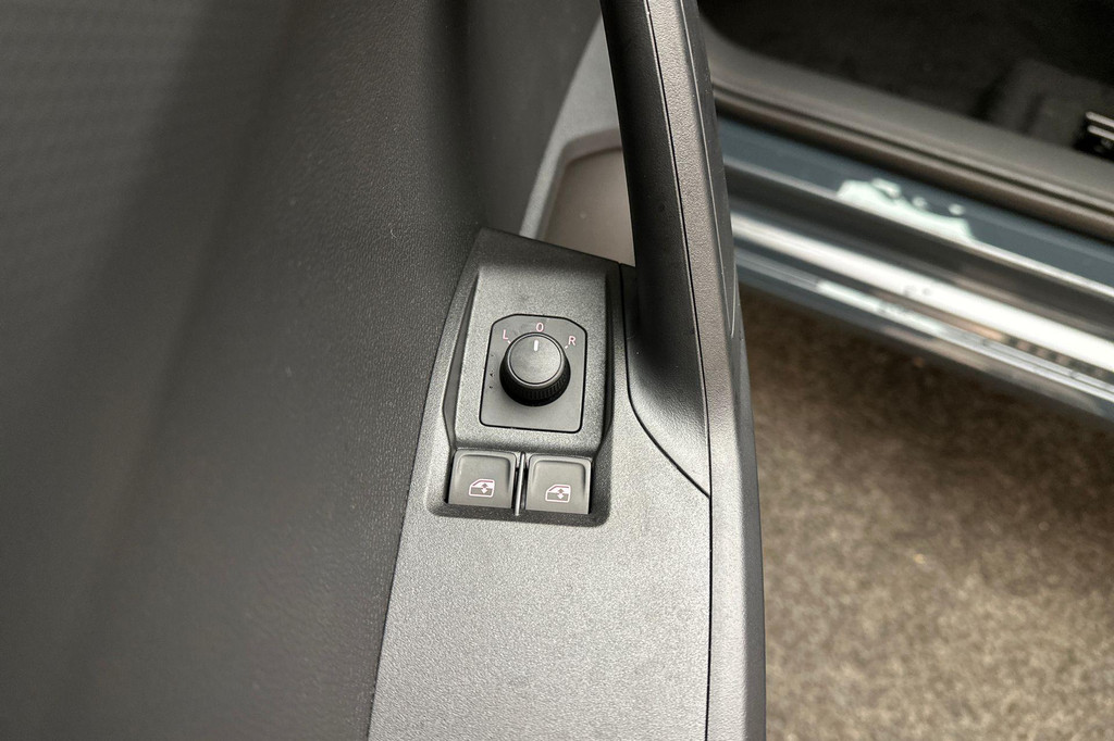 Seat Ibiza (JNV60N) met abonnement