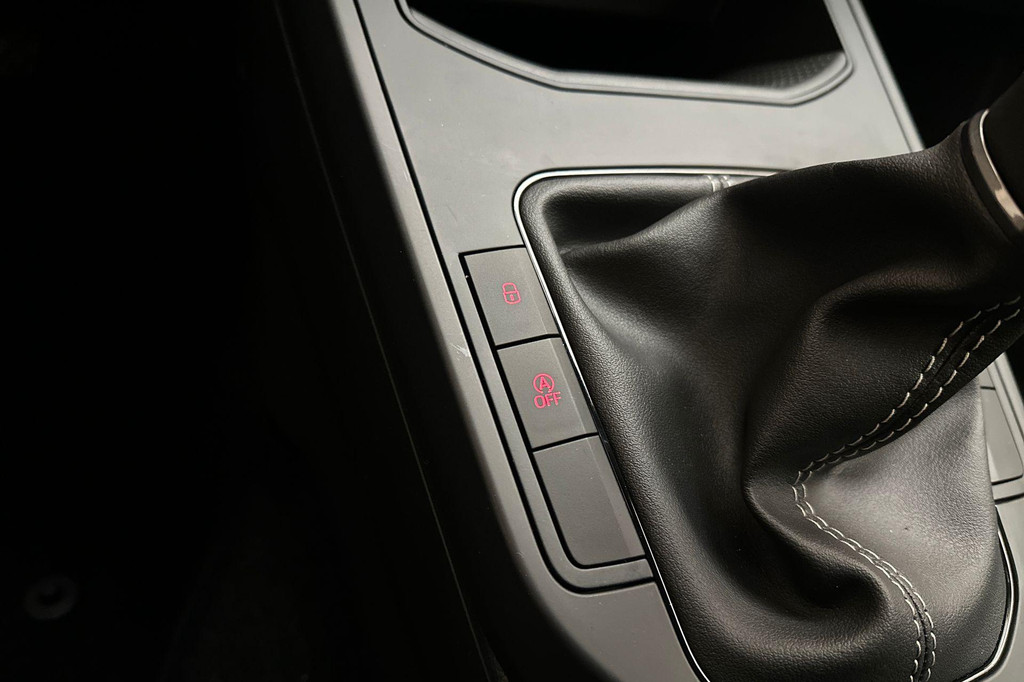 Seat Ibiza (JVN93F) met abonnement