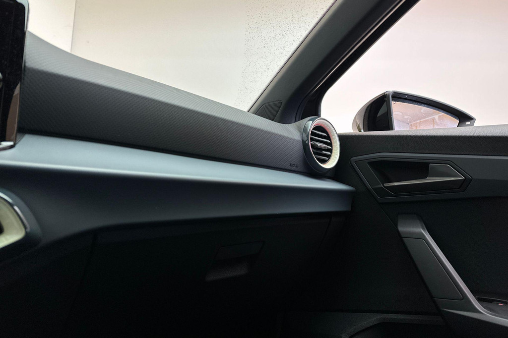 Seat Ibiza (JRP77V) met abonnement