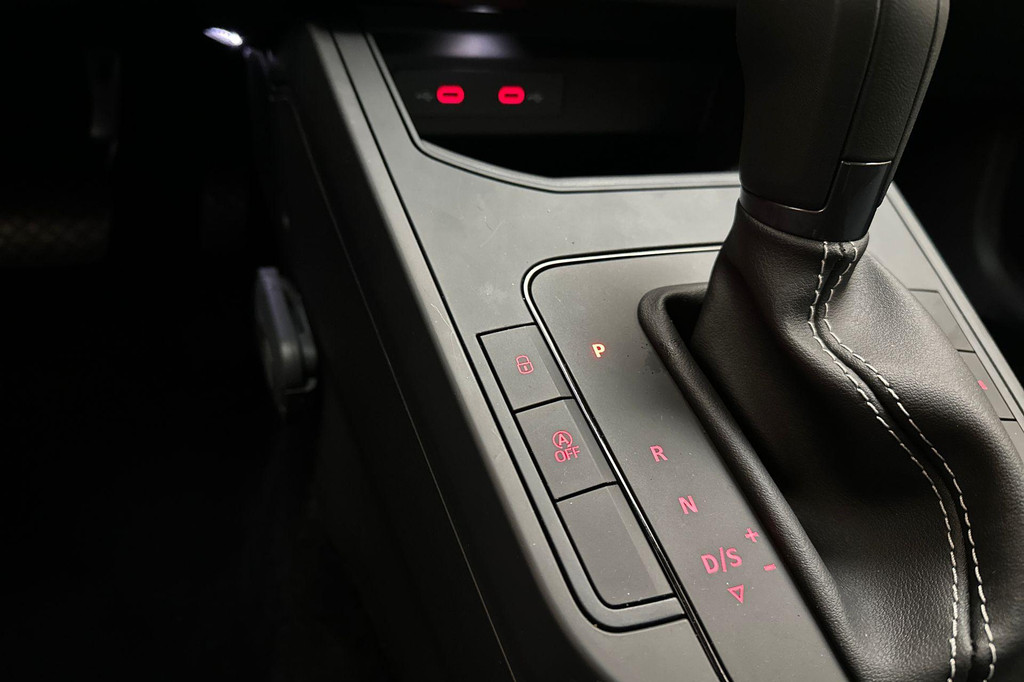 Seat Ibiza (JRP77V) met abonnement