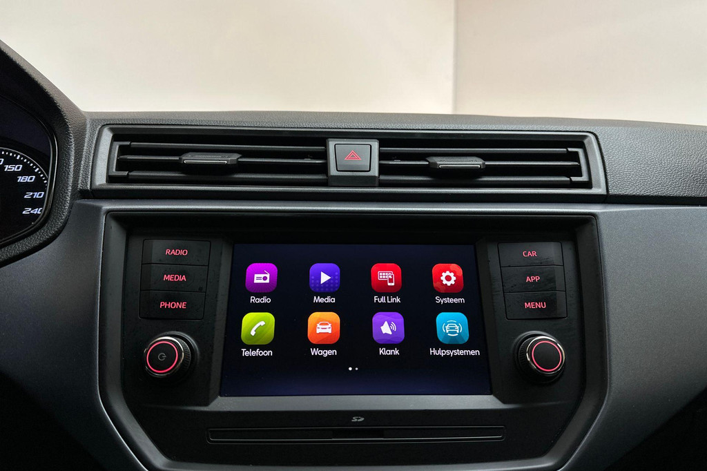 Seat Arona (J857ZV) met abonnement