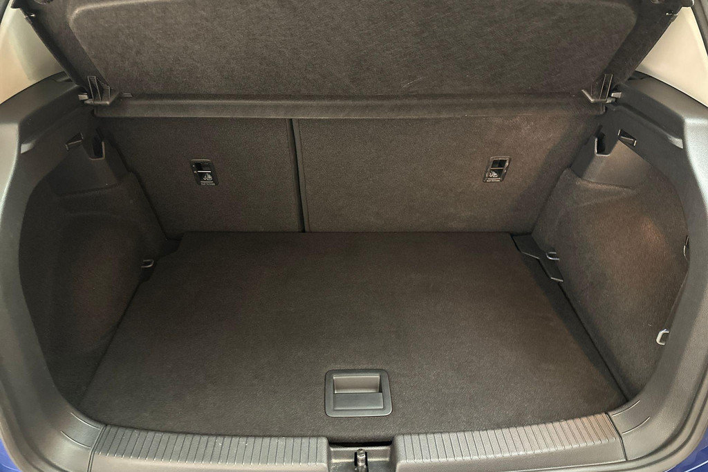 Volkswagen T-Cross (P343VG) met abonnement