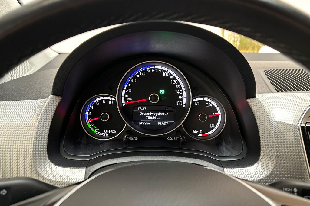 Volkswagen e-up! (JXX74B) met abonnement