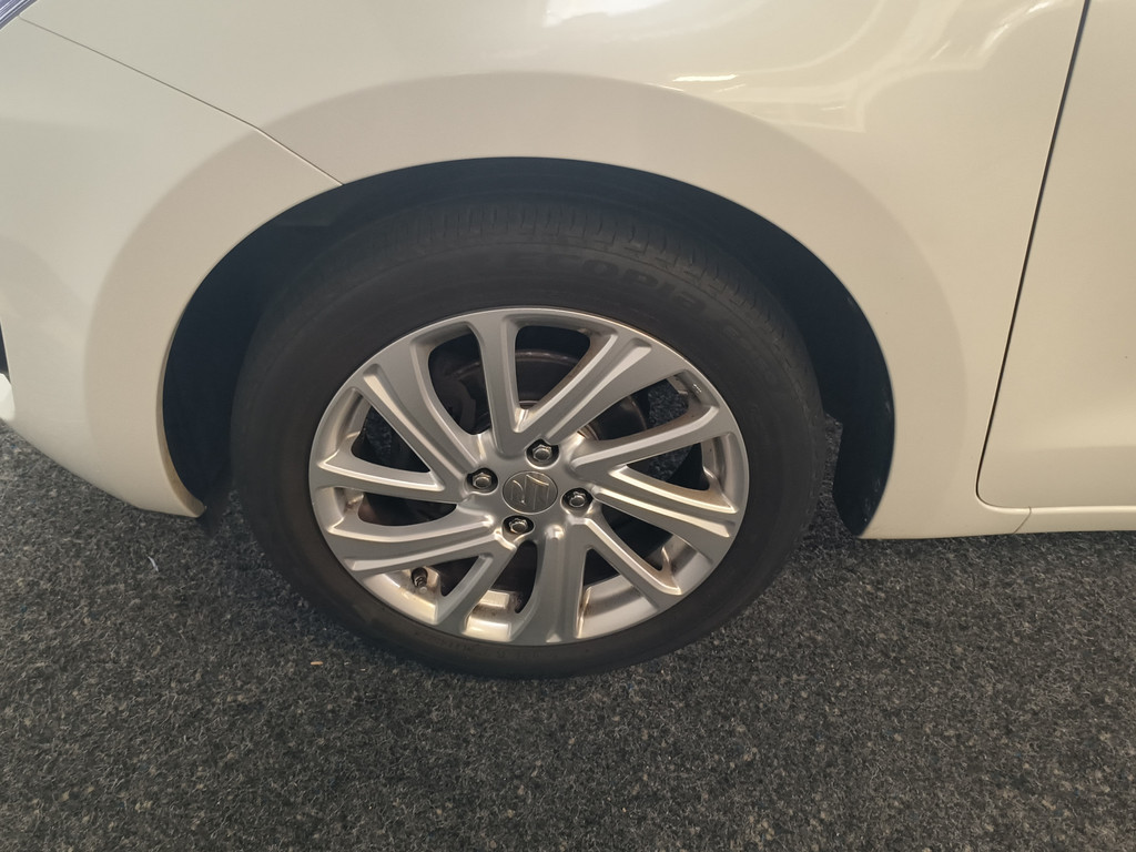 Suzuki Swift (JXL49N) met abonnement