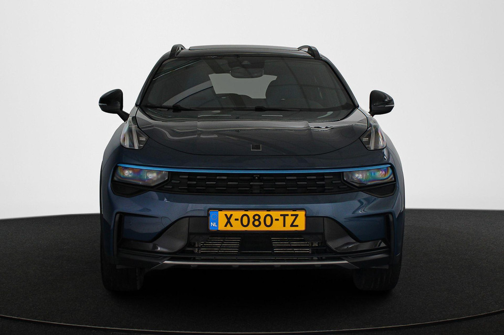 Lynk & Co 01 (X080TZ) met abonnement