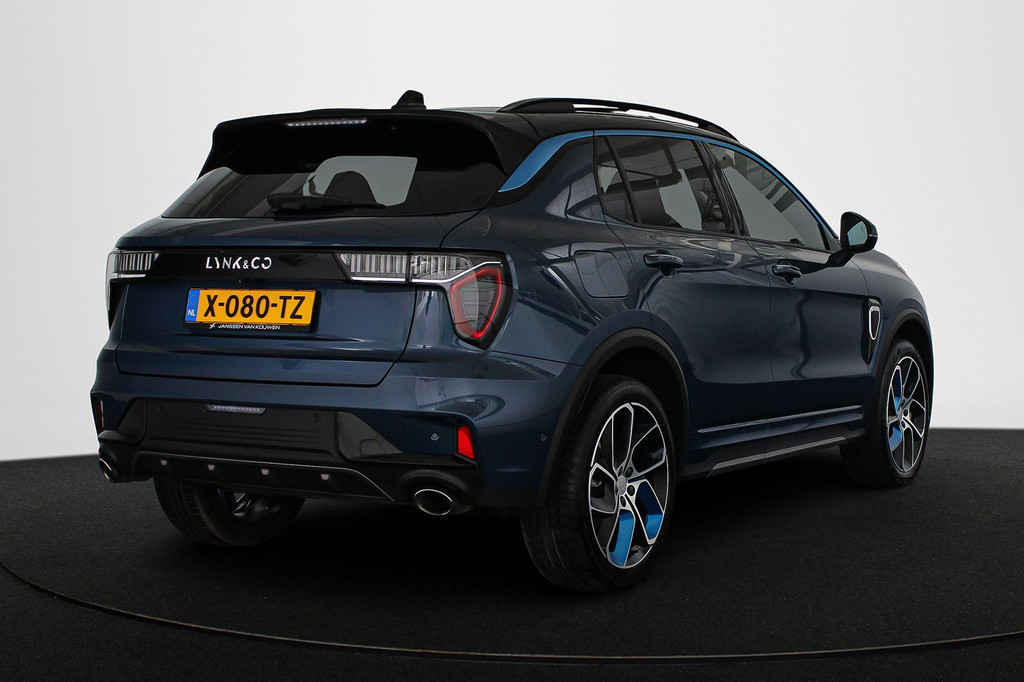Lynk & Co 01 (X080TZ) met abonnement