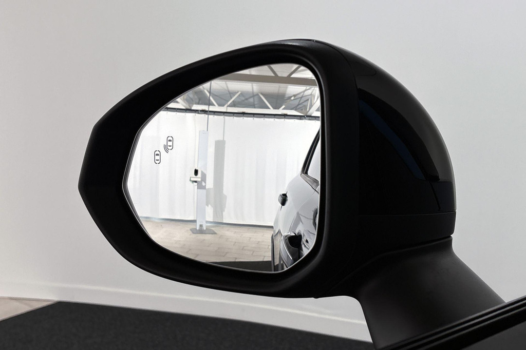 Lynk & Co 01 (X080TZ) met abonnement