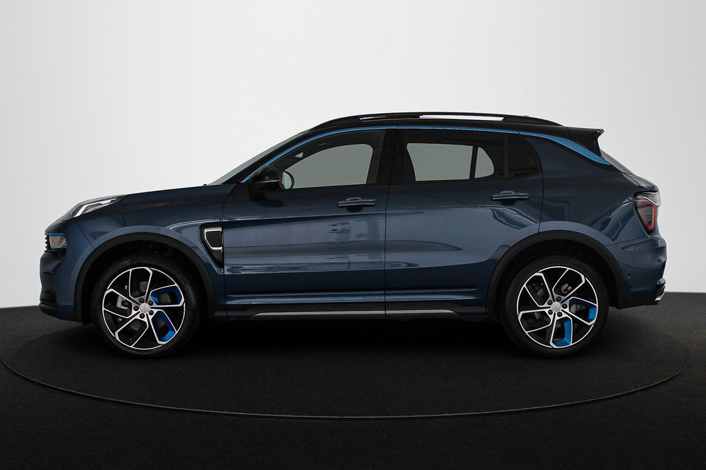 Lynk & Co 01 (X080TZ) met abonnement