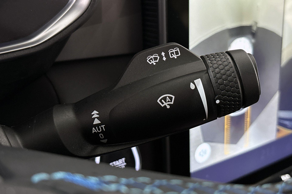 Lynk & Co 01 (X080TZ) met abonnement