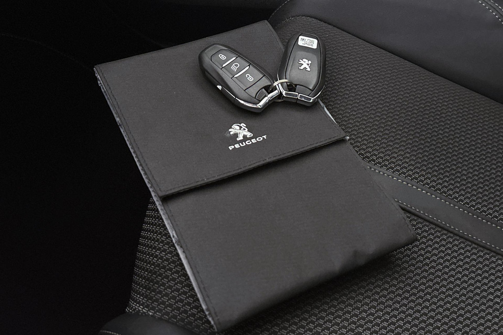 Peugeot 3008 (JVS90F) met abonnement