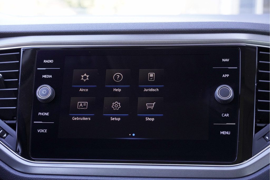 Volkswagen T-Roc (K011HB) met abonnement