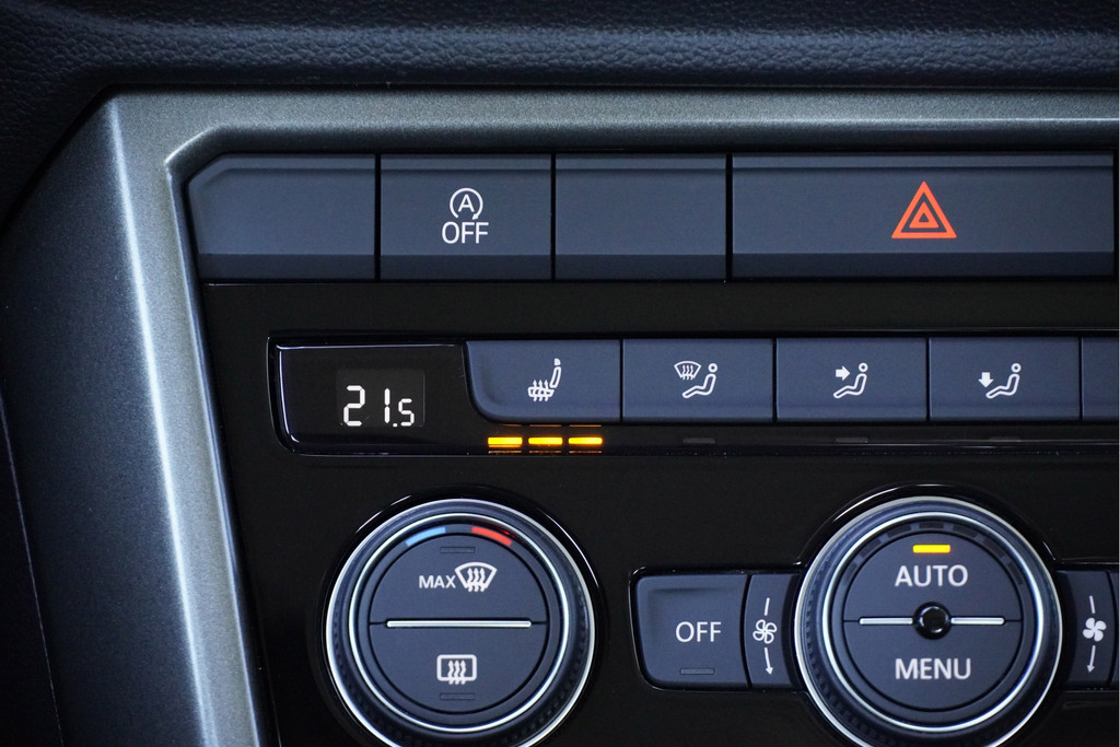 Volkswagen T-Roc (K011HB) met abonnement