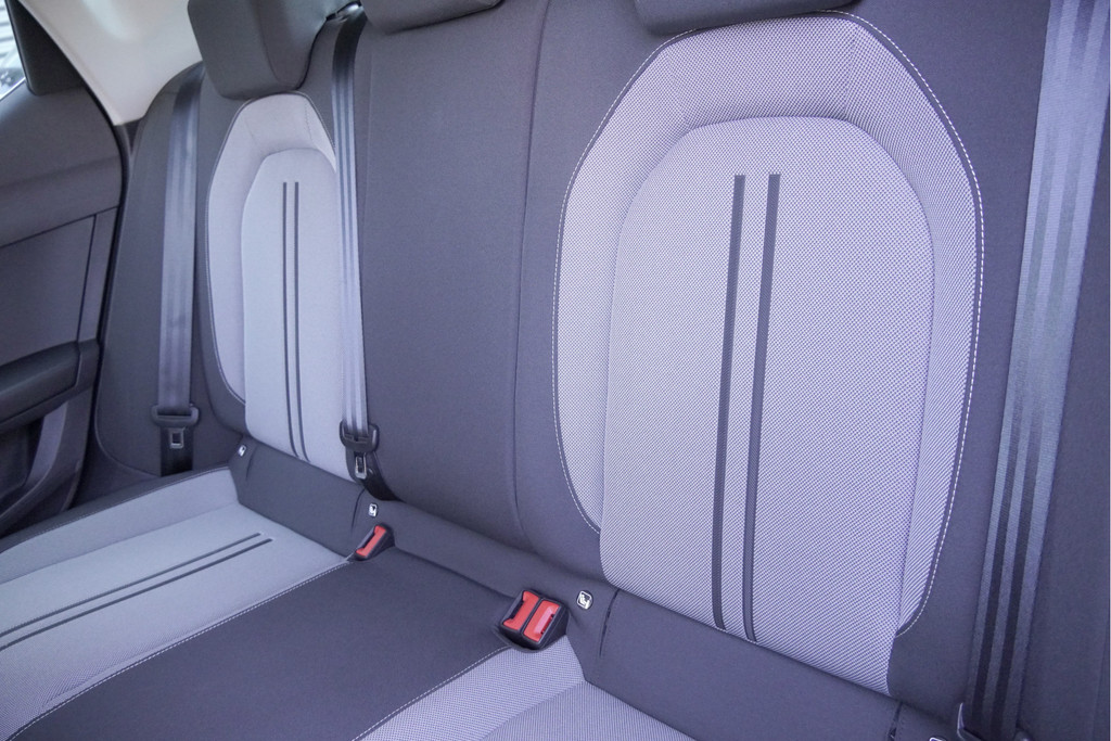 Seat Leon (K871JJ) met abonnement