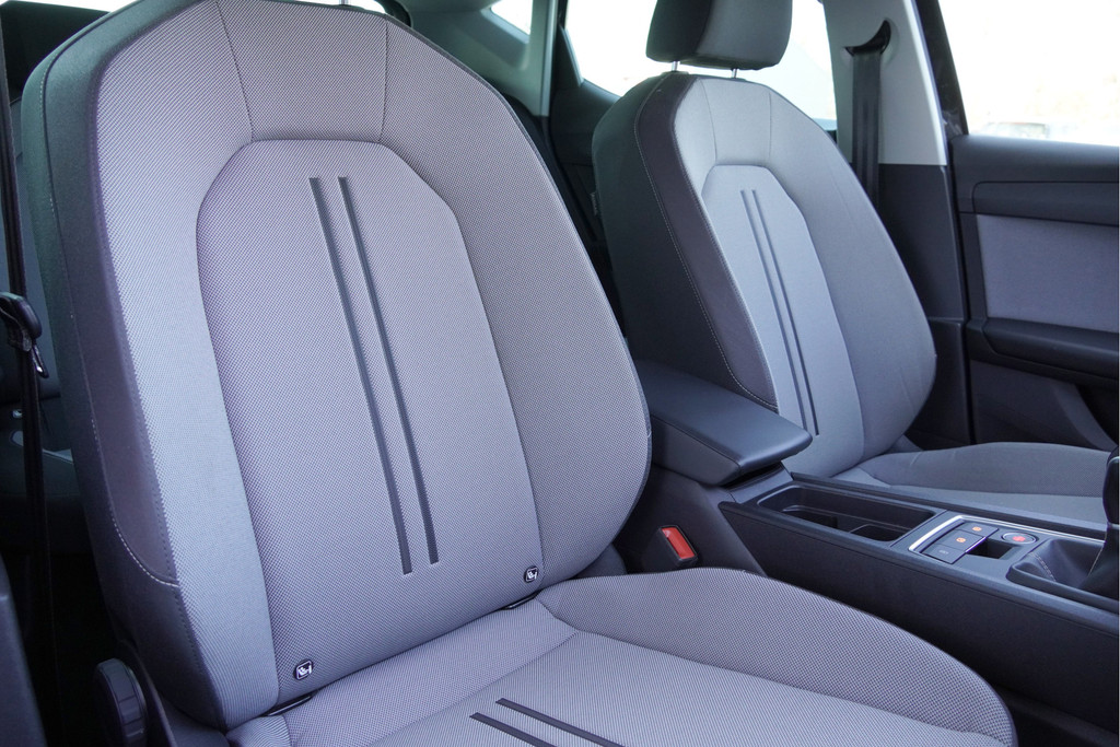 Seat Leon (K871JJ) met abonnement