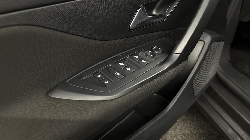 Peugeot 308 (P030VS) met abonnement