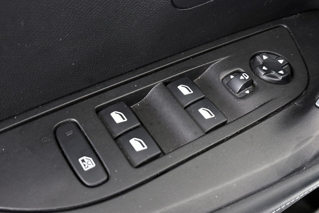 Peugeot 2008 (K052KJ) met abonnement