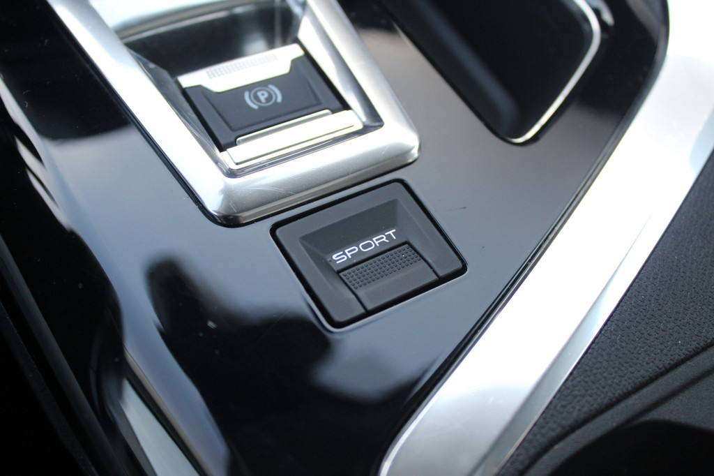 Peugeot 5008 (J443TX) met abonnement