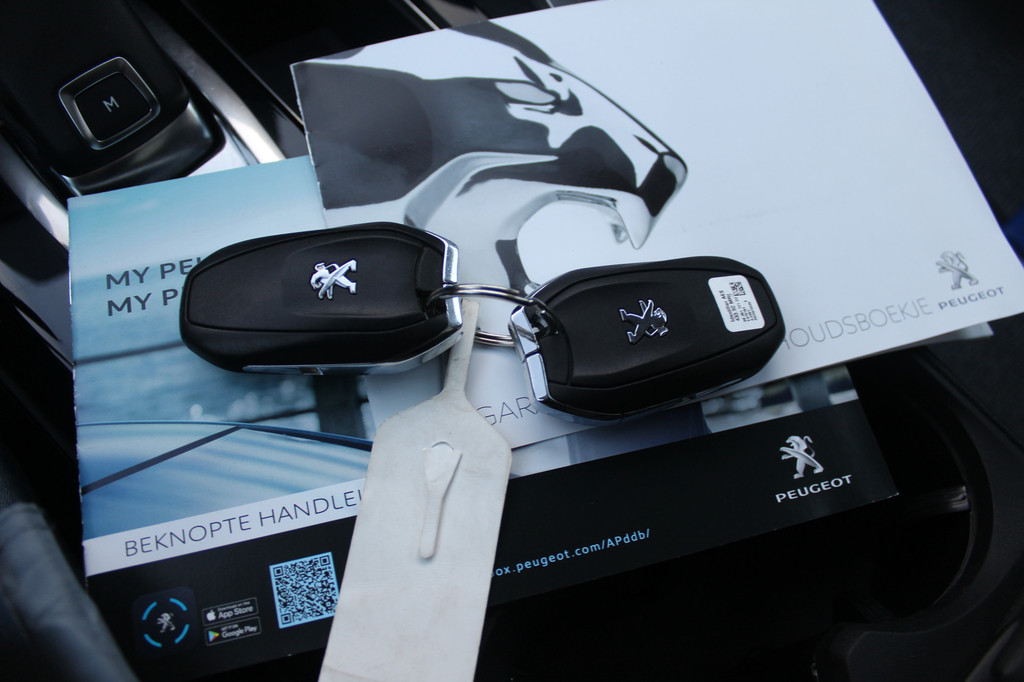 Peugeot 5008 (J443TX) met abonnement
