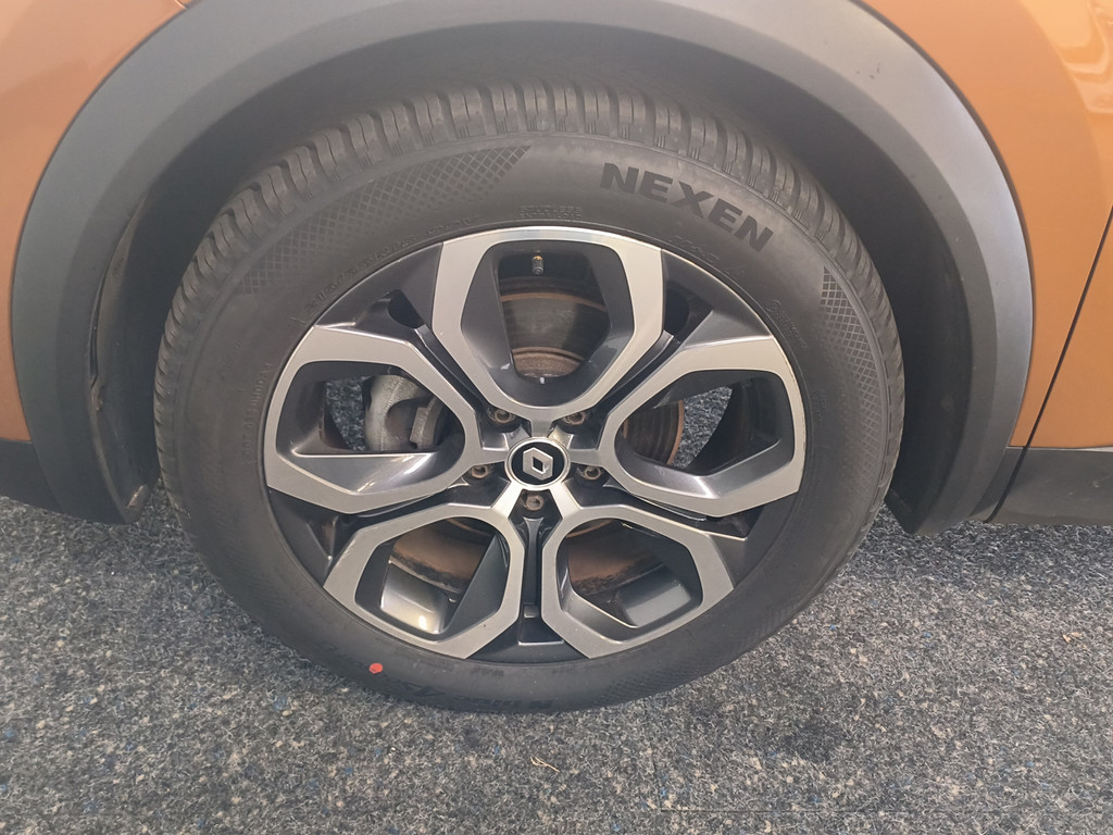 Renault Captur (JXG57S) met abonnement