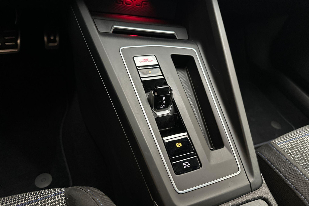 Volkswagen Golf GTE (JZK30J) met abonnement