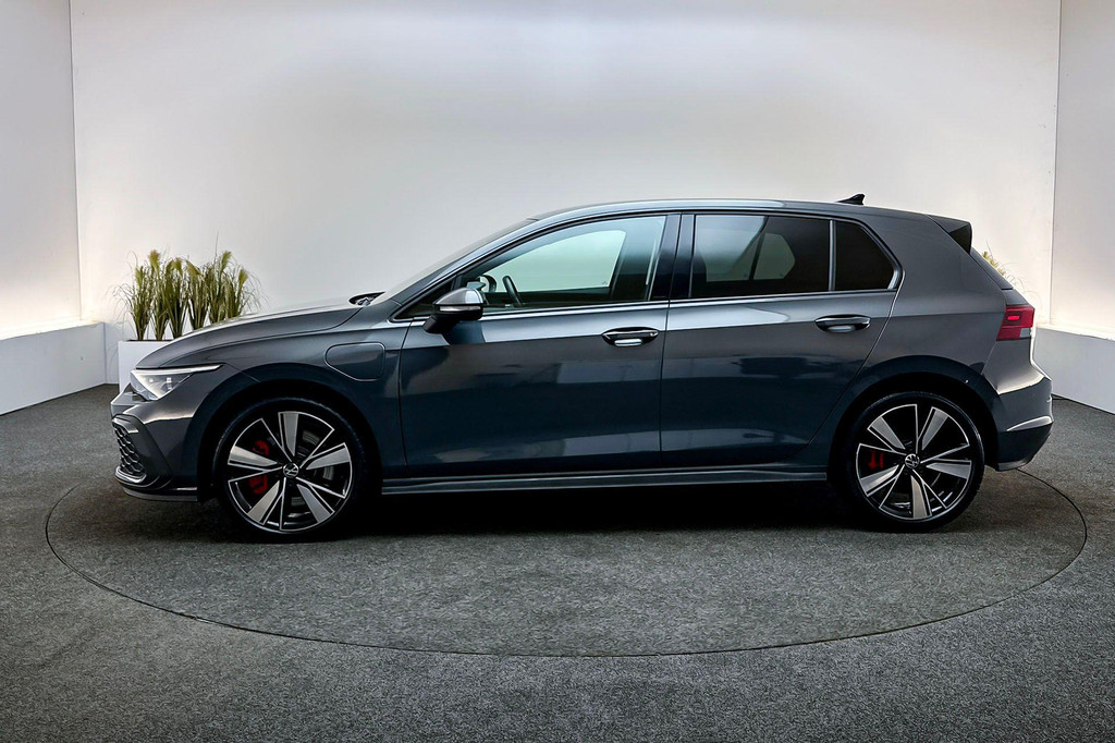 Volkswagen Golf GTE (JZK30J) met abonnement